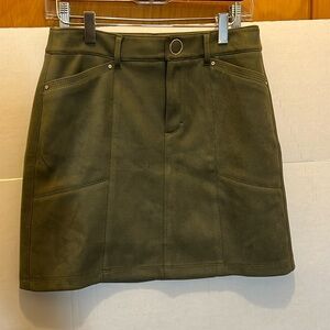 WHBM Suede like mini dark green skirt  Size 4